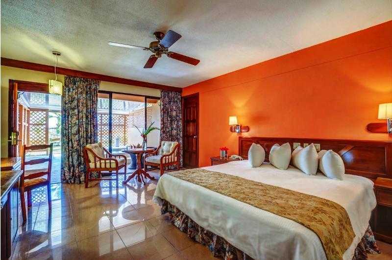 Le Grand Courlan Spa Resort Adults Only Black Rock Екстер'єр фото